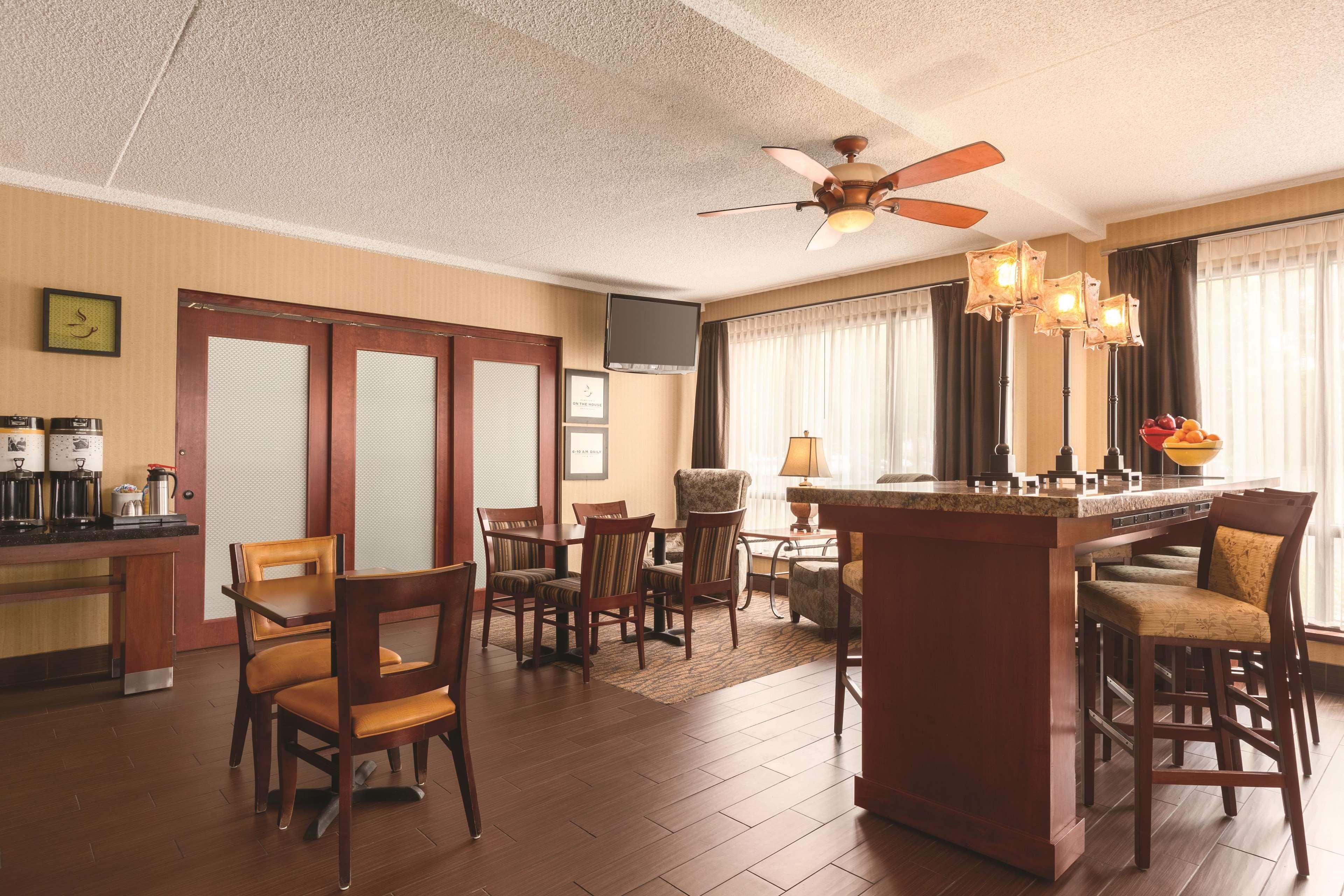 Hampton Inn Des Moines-Airport Dış mekan fotoğraf