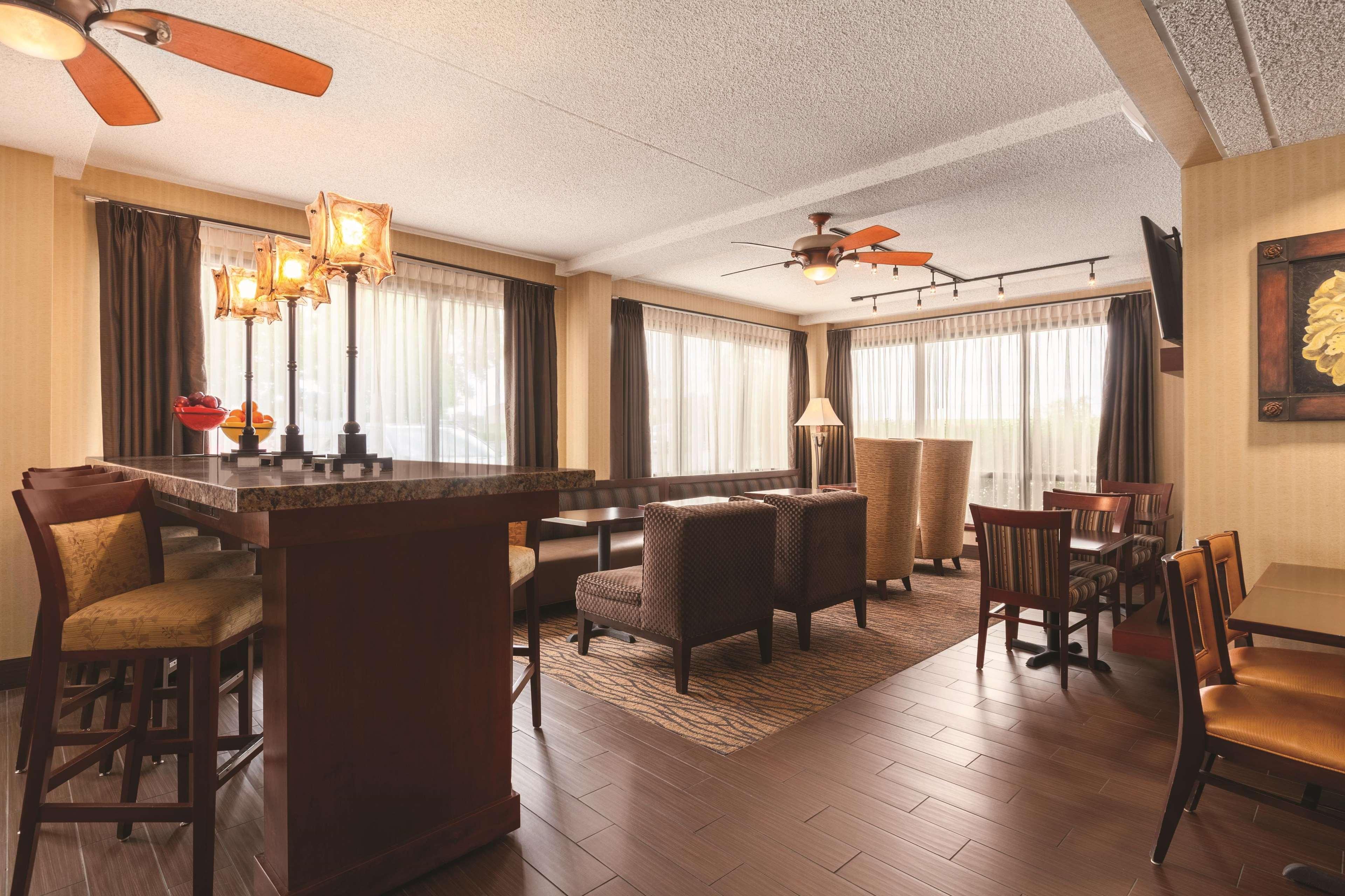 Hampton Inn Des Moines-Airport Dış mekan fotoğraf