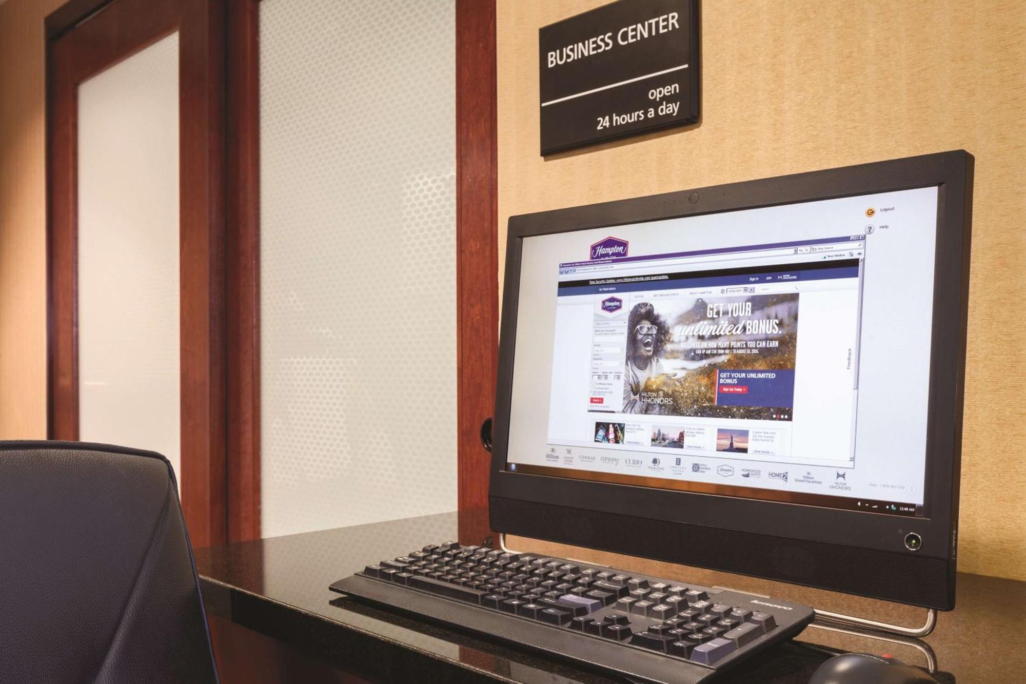 Hampton Inn Des Moines-Airport Dış mekan fotoğraf